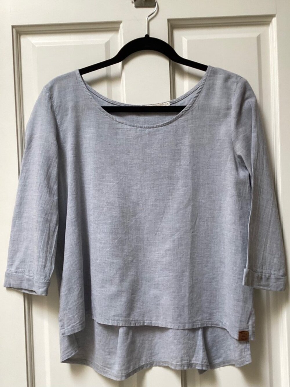 Double Agent light blue linen blend women's top, size large